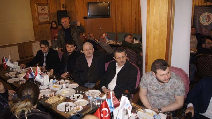 Usta Kuzey Yıldızı'nın kahvaltısında konuştu