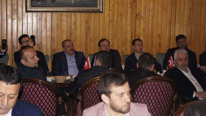 Usta Kuzey Yıldızı'nın kahvaltısında konuştu