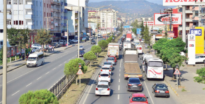 Akçaabat'ın trafik çilesi ne zaman bitecek?