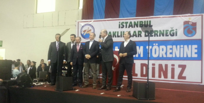 Araklı Derneği 1200 Trabzonspor forması dağıttı
