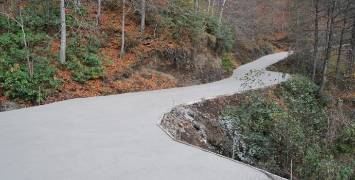 Beton Yola Kavuştular