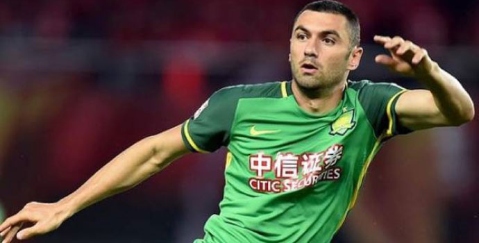 Burak Yılmaz KAP'a bildirildi