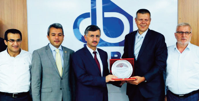 Çayeli Bakır'a teşekkür plaketi