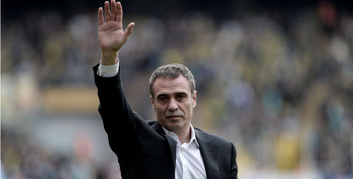 Ersun Yanal nişanlandı