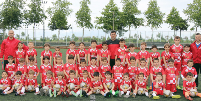Göz kamaştırdılar