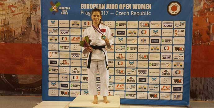 Gülkader Şentürk bronz madalya aldı