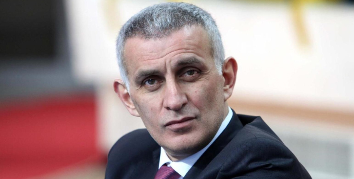 İbrahim Hacıosmanoğlu hastaneye kaldırıldı!
