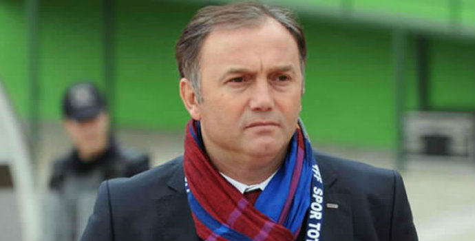İstifa çözüm değil
