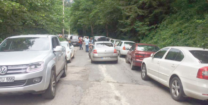 Kapalıyken bile izdihama sebep oldu