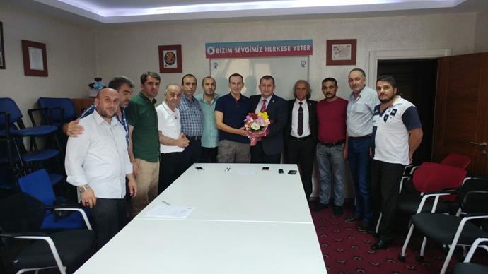 Oflu gaziye onursal üyelik