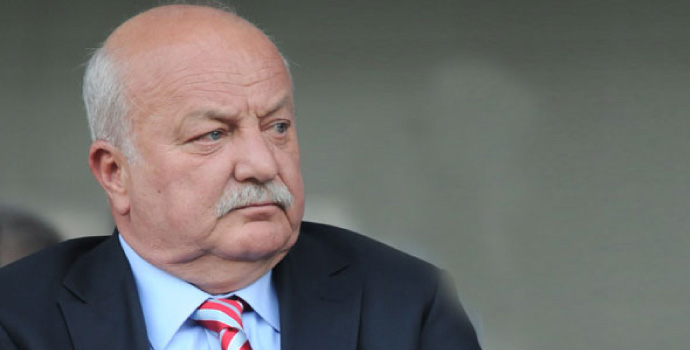 Şadri Şener küstü