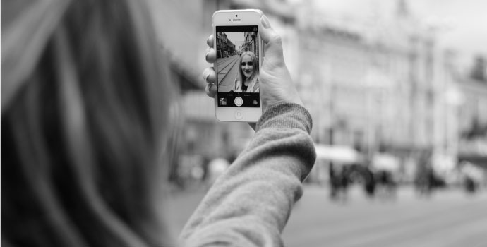 Selfi Çılgınlığı Estetiğe Talebi Artırdı