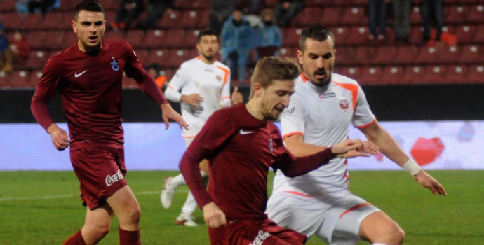 Taşlar yerine oturuyor