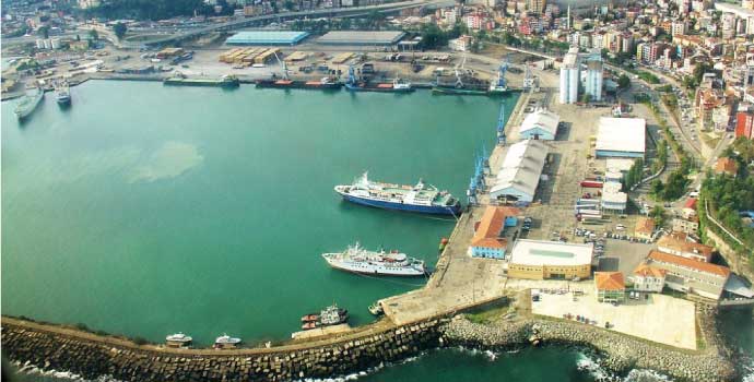 Terör limanları hedef seçti