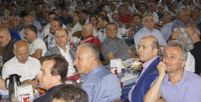 TLYD'den muhteşem iftar