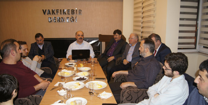 Vakfıkebir Derneği gençlere kucak açtı